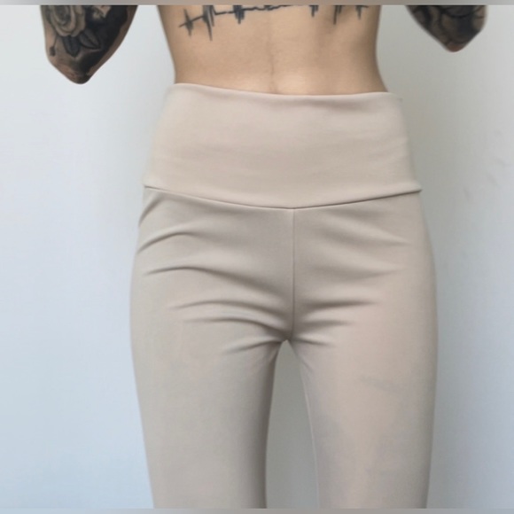 booty legging - Picture 2 of 2